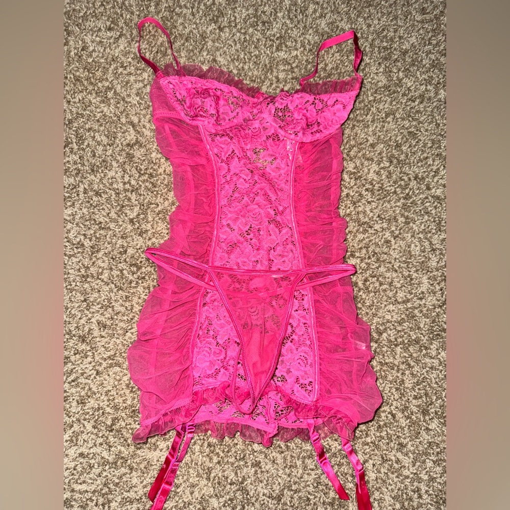 Fuchsia Lace Garter Chemise Set
